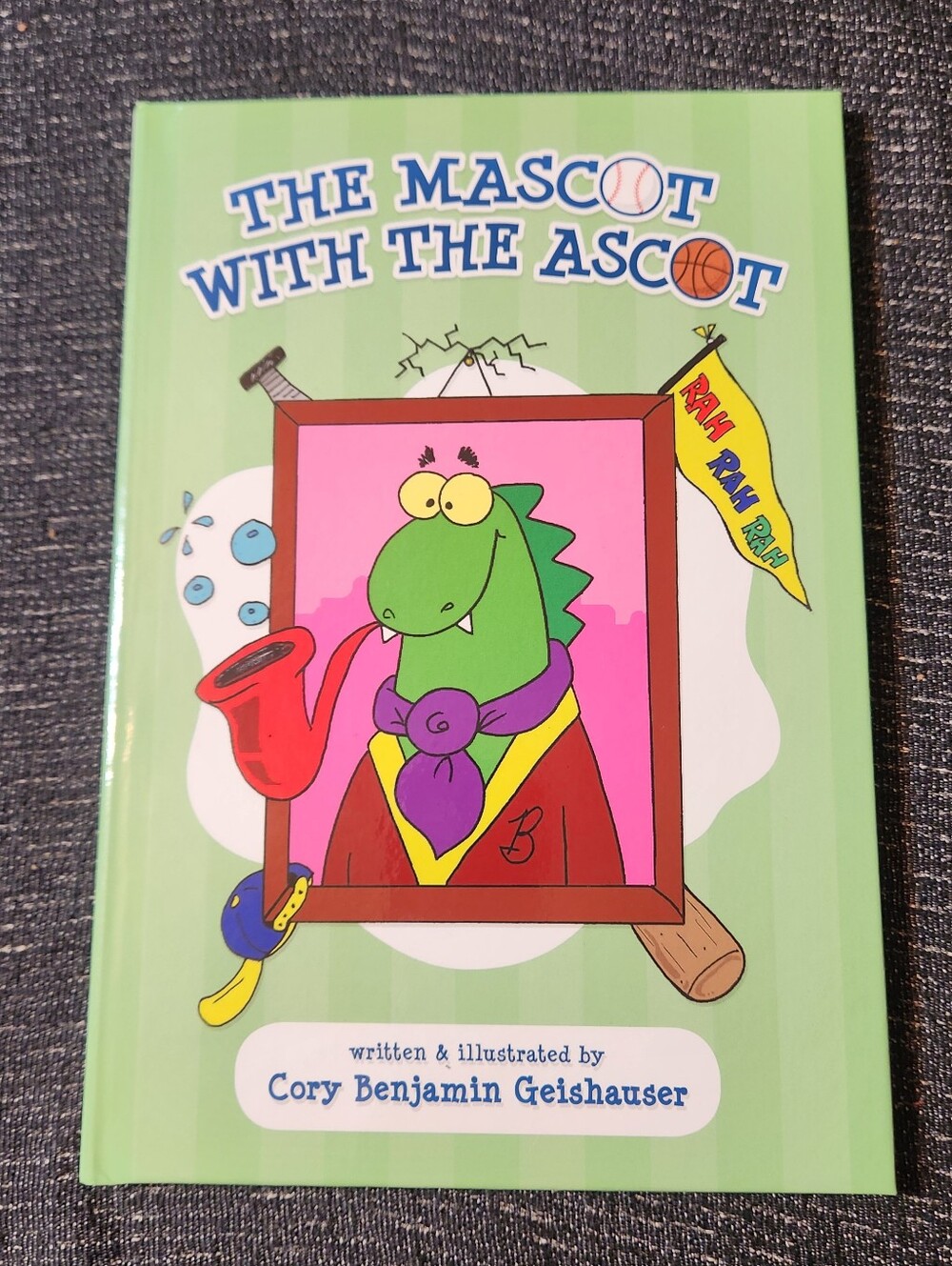 The Mascot with The Ascot Hardcover Book Excellent Condition